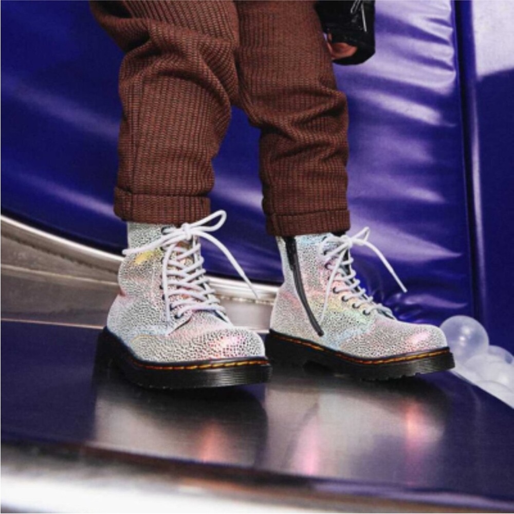 Dr. Martens Toddler 1460 Pascal Iridescent Lace Up Boots Multi-Kidray size 3 - Picture 3 of 13